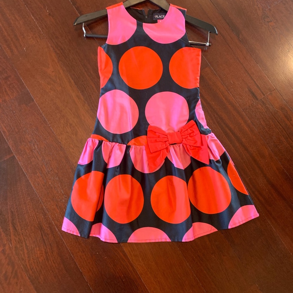 Super cute bright polka dot dress
